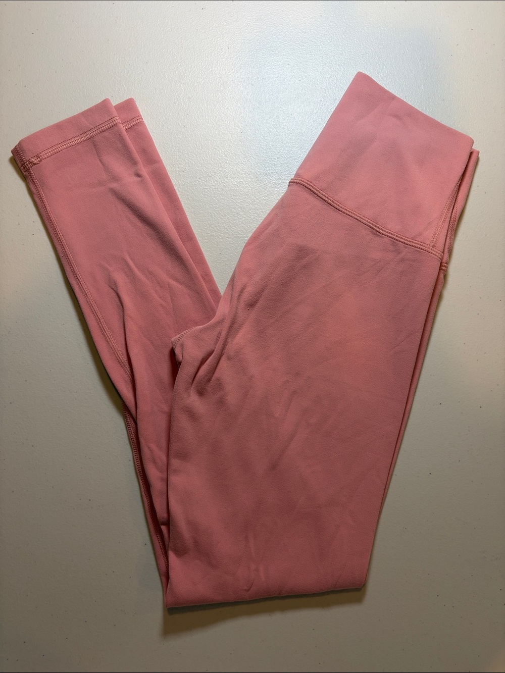 TNA - Aritzia Rose Pink Leggings